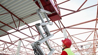 Aerial lift training online for boom lifts and scissor lifts.